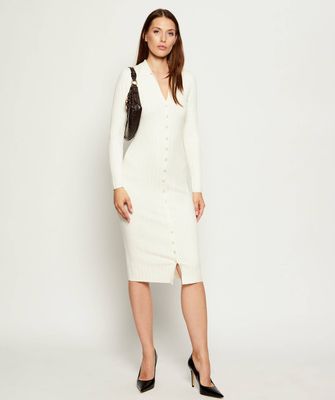Sukienka dopasowana Guess ze sklepu: Gomez Fashion Store w kategorii: Sukienki - zdjęcie 874714-BD9-10338_GJ255W000015J34