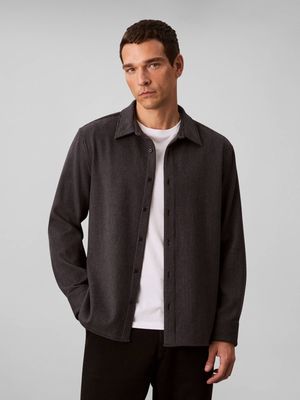 Koszula męska z klasycznym kołnierzykiem Calvin Klein ze sklepu: Gomez Fashion Store w kategorii: Koszule męskie - zdjęcie 874714-BD9-10338_CK255M000171E54