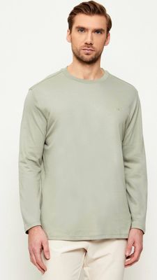 T-shirt męski casual Calvin Klein ze sklepu: Gomez Fashion Store w kategorii: T-shirty męskie - zdjęcie 874714-BD9-10338_CK255M000195E90