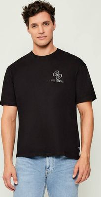 T-shirt męski młodzieżowy Guess ze sklepu: Gomez Fashion Store w kategorii: T-shirty męskie - zdjęcie 874714-BD9-10338_GJ255M000016058