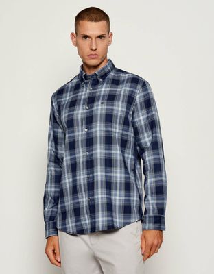 Koszula męska z klasycznym kołnierzykiem Tommy Hilfiger ze sklepu: Gomez Fashion Store w kategorii: Koszule męskie - zdjęcie 874714-BD9-10338_TH255M000292F35