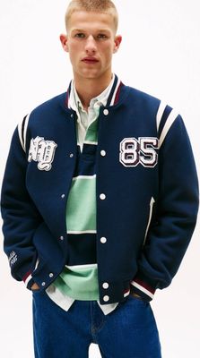 Kurtka męska młodzieżowa Tommy Jeans ze sklepu: Gomez Fashion Store w kategorii: Kurtki męskie - zdjęcie 874714-BD9-10338_TM255M000099072