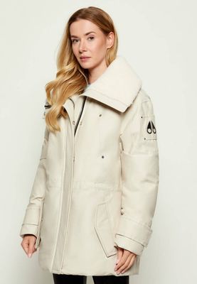 Kurtka damska Moose Knuckles ze sklepu: Gomez Fashion Store w kategorii: Kurtki damskie - zdjęcie 874714-BD9-10338_MN254W000001956