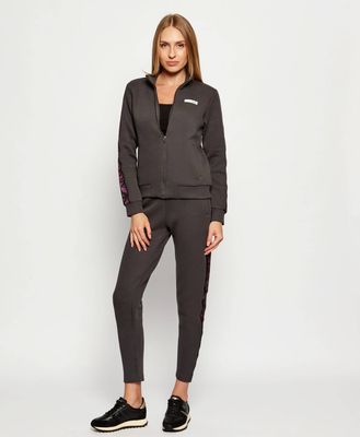 Dres damski sportowy EA7 ze sklepu: Gomez Fashion Store w kategorii: Dresy damskie - zdjęcie 874714-BD9-10338_E7255W000026E72