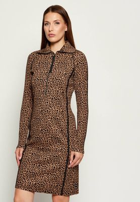 Sukienka trapezowa casualowa Marc Cain ze sklepu: Gomez Fashion Store w kategorii: Sukienki - zdjęcie 874714-BD9-10338_CR255W000066624