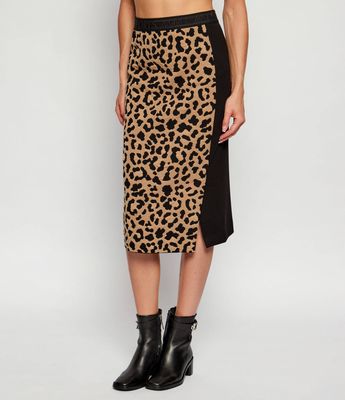 Spódnica wiosenna Marc Cain ze sklepu: Gomez Fashion Store w kategorii: Spódnice - zdjęcie 874714-BD9-10338_CR255W000082900