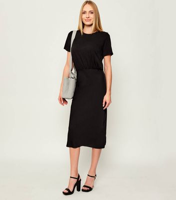 Liu Jo - Sukienka na wiosnę ze sklepu: Gomez Fashion Store w kategorii: Sukienki - zdjęcie 874714-BD9-10338_LJ255W000089222