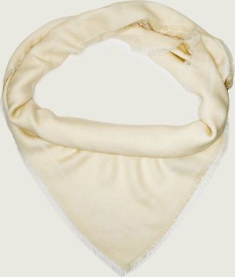 Szalik/chusta Weekend MaxMara ze sklepu: Gomez Fashion Store w kategorii: Szaliki i chusty damskie - zdjęcie 874714-BD9-10338_MW255W000070001