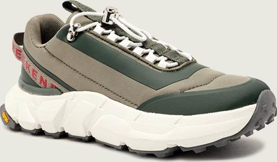 Buty sportowe damskie na wiosnę Weekend MaxMara ze sklepu: Gomez Fashion Store w kategorii: Buty sportowe damskie - zdjęcie 874714-BD9-10338_MW255W000086003