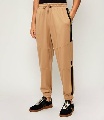 Spodnie męskie EA7 ze sklepu: Gomez Fashion Store w kategorii: Spodnie męskie - zdjęcie 874714-BD9-10338_E7255M000157E79