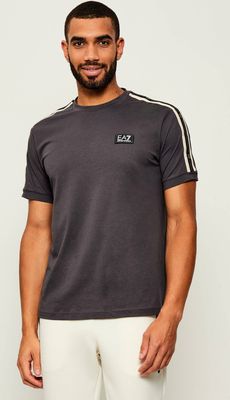T-shirt męski w sportowym stylu EA7 ze sklepu: Gomez Fashion Store w kategorii: T-shirty męskie - zdjęcie 874714-BD9-10338_E7255M000053E72