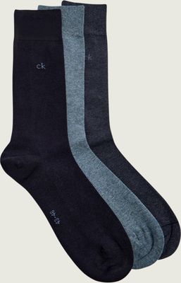 Skarpetki damskie bez wzorów Calvin Klein ze sklepu: Gomez Fashion Store w kategorii: Skarpetki damskie - zdjęcie 874714-BD9-10338_CK255M000217005