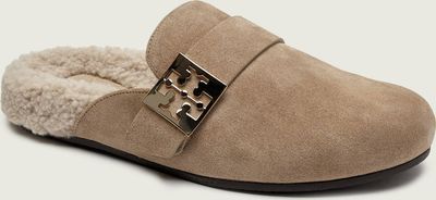 Kapcie damskie na zimę TORY BURCH ze sklepu: Gomez Fashion Store w kategorii: Kapcie damskie - zdjęcie 874714-BD9-10338_TO255W000053250