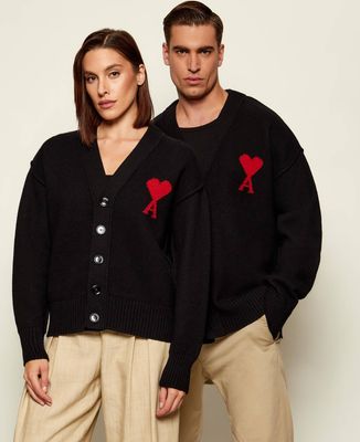 Sweter damski zimowy AMI Paris ze sklepu: Gomez Fashion Store w kategorii: Swetry damskie - zdjęcie 874714-BD9-10338_AI255U000008027
