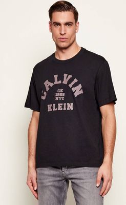 T-shirt męski na wiosnę Calvin Klein Jeans ze sklepu: Gomez Fashion Store w kategorii: T-shirty męskie - zdjęcie 874714-BD9-10338_CJ261M000001C64