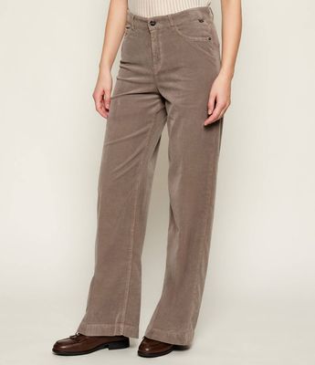 Spodnie damskie w stylu retro Marc Cain ze sklepu: Gomez Fashion Store w kategorii: Spodnie damskie - zdjęcie 874714-BD9-10338_CR255W000108836