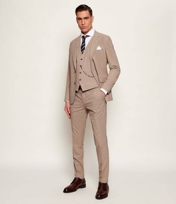 HUGO - Garnitur męski elegancki ze sklepu: Gomez Fashion Store w kategorii: Garnitury męskie - zdjęcie 874714-BD9-10338_BU261M000031269