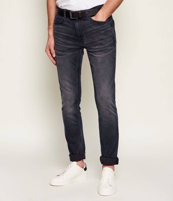 HUGO - Jeansy męskie casualowe na wiosnę ze sklepu: Gomez Fashion Store w kategorii: Jeansy męskie - zdjęcie 874714-BD9-10338_BU261M000078409