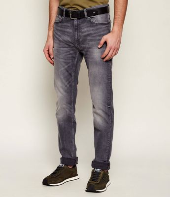 HUGO - Jeansy męskie casualowe ze sklepu: Gomez Fashion Store w kategorii: Jeansy męskie - zdjęcie 874714-BD9-10338_BU261M000080030