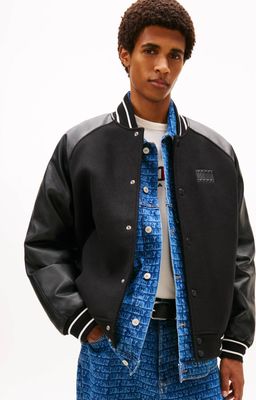 Kurtka męska Tommy Jeans ze sklepu: Gomez Fashion Store w kategorii: Kurtki męskie - zdjęcie 874714-BD9-10338_TM261M000023D44