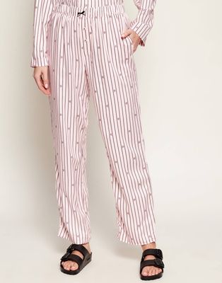 Piżama Hugo Bodywear ze sklepu: Gomez Fashion Store w kategorii: Piżamy damskie - zdjęcie 874714-BD9-10338_BZ261W000013690
