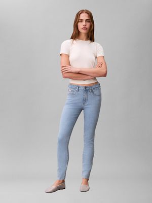 Jeansy damskie Calvin Klein Jeans ze sklepu: Gomez Fashion Store w kategorii: Jeansy damskie - zdjęcie 874714-BD9-10338_CJ261W000018483