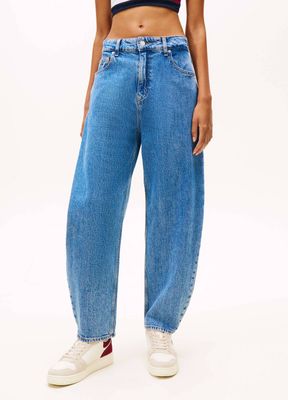 Jeansy damskie na wiosnę Tommy Jeans ze sklepu: Gomez Fashion Store w kategorii: Jeansy damskie - zdjęcie 874714-BD9-10338_TM261W000056D77