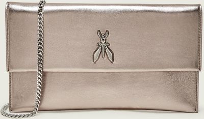 Kopertówka elegancka Patrizia Pepe ze sklepu: Gomez Fashion Store w kategorii: Kopertówki - zdjęcie 874714-BD9-10338_PK261W000076683