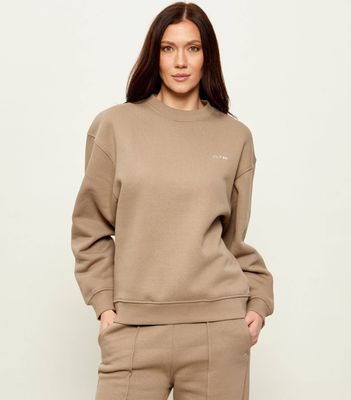 Bluza damska GUESS ACTIVE ze sklepu: Gomez Fashion Store w kategorii: Bluzy damskie - zdjęcie 874714-BD9-10338_GV261W000048Z59