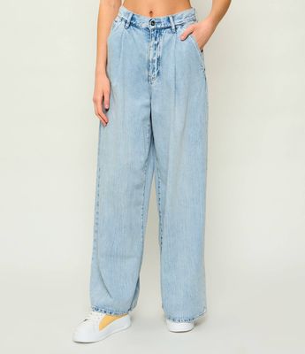 Jeansy damskie casualowe Armani Exchange ze sklepu: Gomez Fashion Store w kategorii: Jeansy damskie - zdjęcie 874714-BD9-10338_AX262W000059I30