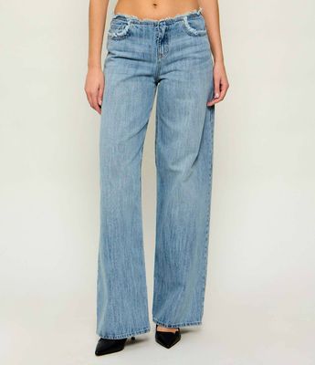 Jeansy damskie casual Armani Exchange ze sklepu: Gomez Fashion Store w kategorii: Jeansy damskie - zdjęcie 874714-BD9-10338_AX262W000090I30