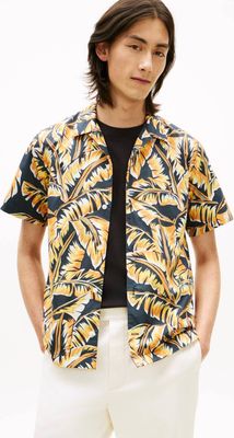 Koszula męska z klasycznym kołnierzykiem młodzieżowa Tommy Hilfiger ze sklepu: Gomez Fashion Store w kategorii: Koszule męskie - zdjęcie 874714-BD9-10338_TH262M000055E60