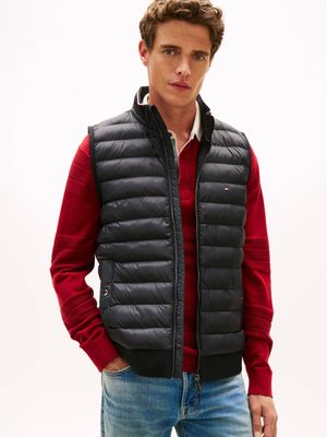 Tommy Hilfiger - Kamizelka męska ze sklepu: Gomez Fashion Store w kategorii: Kamizelki męskie - zdjęcie 874714-BD9-10338_TH262M000178D12