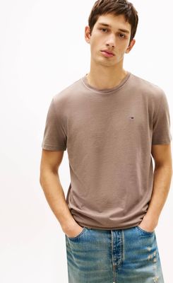 T-shirt męski na wiosnę Tommy Jeans ze sklepu: Gomez Fashion Store w kategorii: T-shirty męskie - zdjęcie 874714-BD9-10338_TM262M000023ZD5
