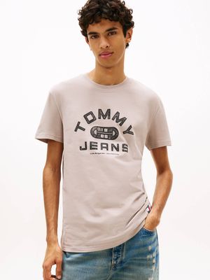 T-shirt męski letni Tommy Jeans ze sklepu: Gomez Fashion Store w kategorii: T-shirty męskie - zdjęcie 874714-BD9-10338_TM262M000041Z03