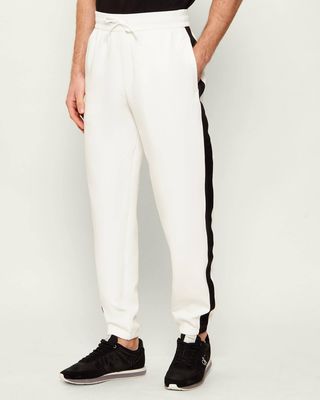 Spodnie męskie wiosenne Armani Exchange ze sklepu: Gomez Fashion Store w kategorii: Spodnie męskie - zdjęcie 874714-BD9-10338_AX262M000099H83