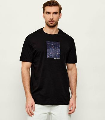 T-shirt męski na lato Armani Exchange ze sklepu: Gomez Fashion Store w kategorii: T-shirty męskie - zdjęcie 874714-BD9-10338_AX262M000140H50