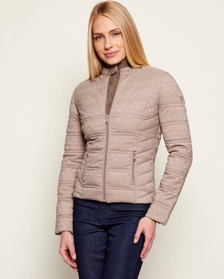Kurtka damska casual Guess ze sklepu: Gomez Fashion Store w kategorii: Kurtki damskie - zdjęcie 874714-BD9-10338_GJ261W000045J79