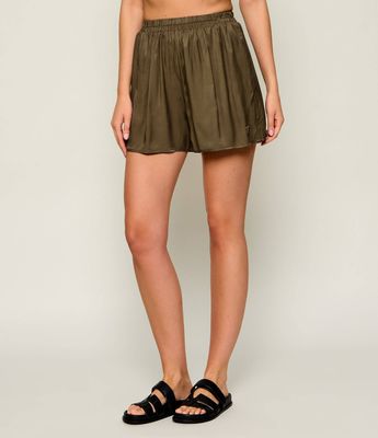 Szorty na wiosnę Guess ze sklepu: Gomez Fashion Store w kategorii: Szorty - zdjęcie 874714-BD9-10338_GW262W000063H50