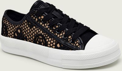Guess - Trampki damskie na wiosnę ze sklepu: Gomez Fashion Store w kategorii: Trampki damskie - zdjęcie 874714-BD9-10338_GU262W000187Y33