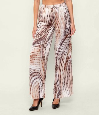 Spodnie damskie Guess ze sklepu: Gomez Fashion Store w kategorii: Spodnie damskie - zdjęcie 874714-BD9-10338_GJ262W000009R52