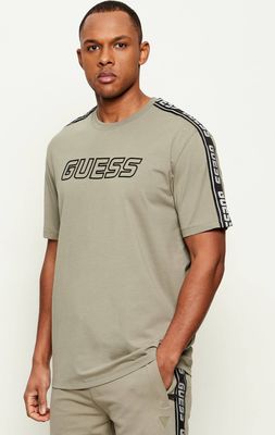 T-shirt męski młodzieżowy GUESS ACTIVE ze sklepu: Gomez Fashion Store w kategorii: T-shirty męskie - zdjęcie 874714-BD9-10338_GV262M000008Q44
