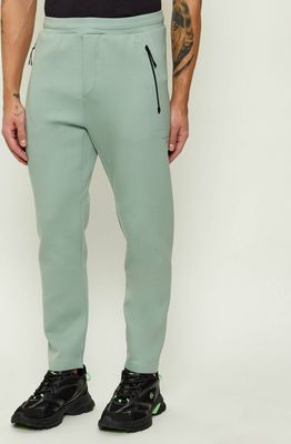 BOSS GREEN - Spodnie męskie w sportowym stylu ze sklepu: Gomez Fashion Store w kategorii: Spodnie męskie - zdjęcie 874714-BD9-10338_BG262M000009357
