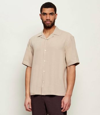 BOSS BLACK - Koszula męska z klasycznym kołnierzykiem na wiosnę ze sklepu: Gomez Fashion Store w kategorii: Koszule męskie - zdjęcie 874714-BD9-10338_BB262M000185286