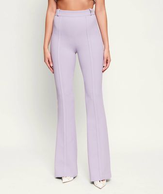 Spodnie damskie na wiosnę Elisabetta Franchi ze sklepu: Gomez Fashion Store w kategorii: Spodnie damskie - zdjęcie 874714-BD9-10338_EF261W000139A94