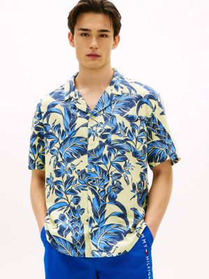 Koszula męska młodzieżowa Tommy Hilfiger ze sklepu: Gomez Fashion Store w kategorii: Koszule męskie - zdjęcie 874714-BD9-10338_TU262M000047ZF3