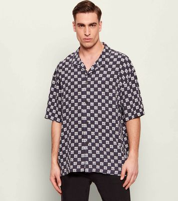 Koszula męska letnia Hugo Bodywear ze sklepu: Gomez Fashion Store w kategorii: Koszule męskie - zdjęcie 874714-BD9-10338_BZ262M000035411