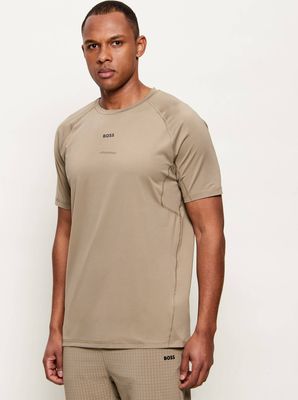 T-shirt męski BOSS GREEN ze sklepu: Gomez Fashion Store w kategorii: T-shirty męskie - zdjęcie 874714-BD9-10338_BG262M000041334