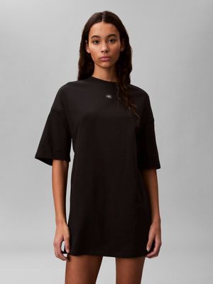 Sukienka prosta Calvin Klein Jeans ze sklepu: Gomez Fashion Store w kategorii: Sukienki - zdjęcie 874714-BD9-10338_CJ262W000013C64