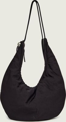 Torebka hobo elegancki Calvin Klein ze sklepu: Gomez Fashion Store w kategorii: Torebki hobo - zdjęcie 874714-BD9-10338_CK262W000011544